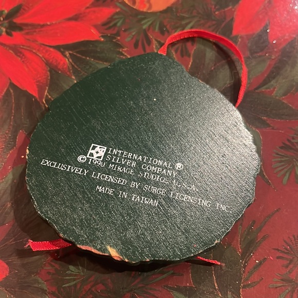 Teenage mutant ninja turtles collectible Christmas ornament - Picture 2 of 2